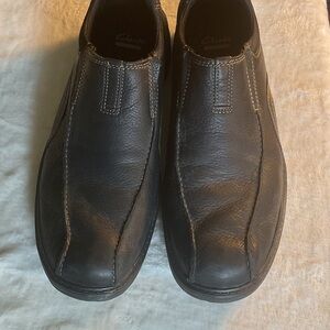 Clarks Men's Dark Leather Slip-Ons